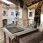 Le Ghie Szálloda *