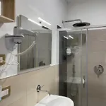 Le Ghie Szálloda *